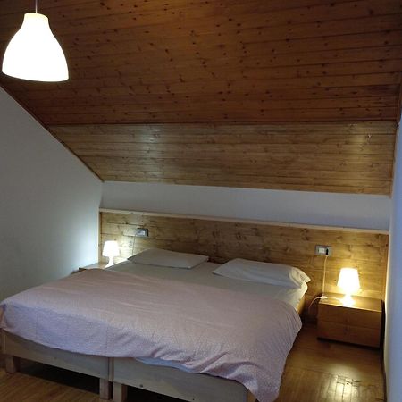 Апартаменти La Casa Duron Кампітелло-ді-Фасса Екстер'єр фото